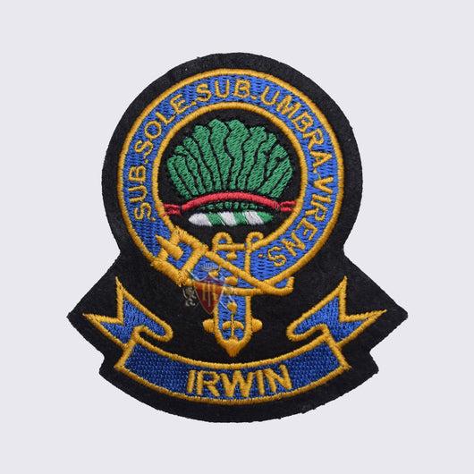 Irwin Sub Sole Sub Umbra Virens Clan Badge